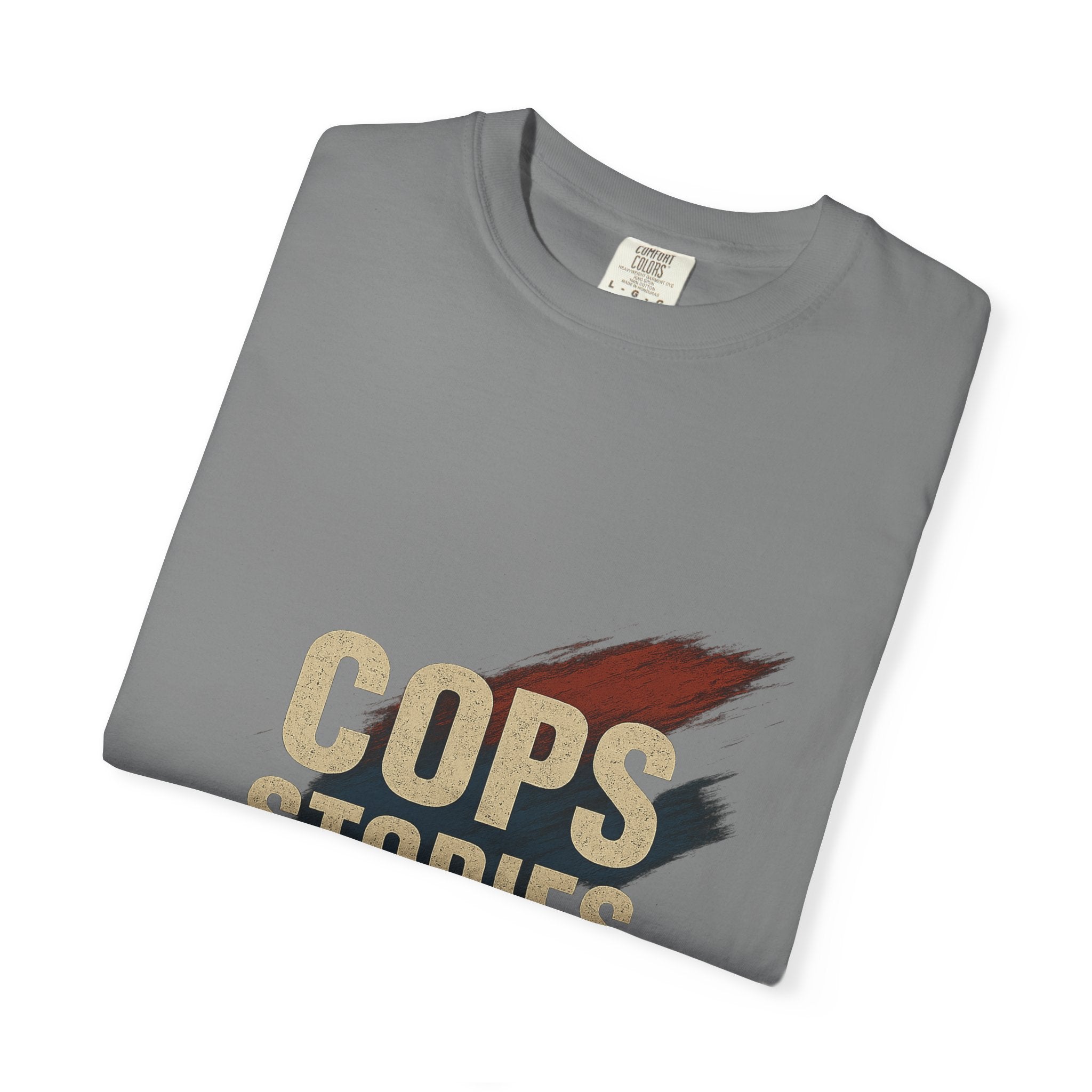 Cops Stories T-shirt | Unisex plaggfärgad T-shirt för polisentusiaster, perfekt för vardagsbruk, presenter, polisuppskattning