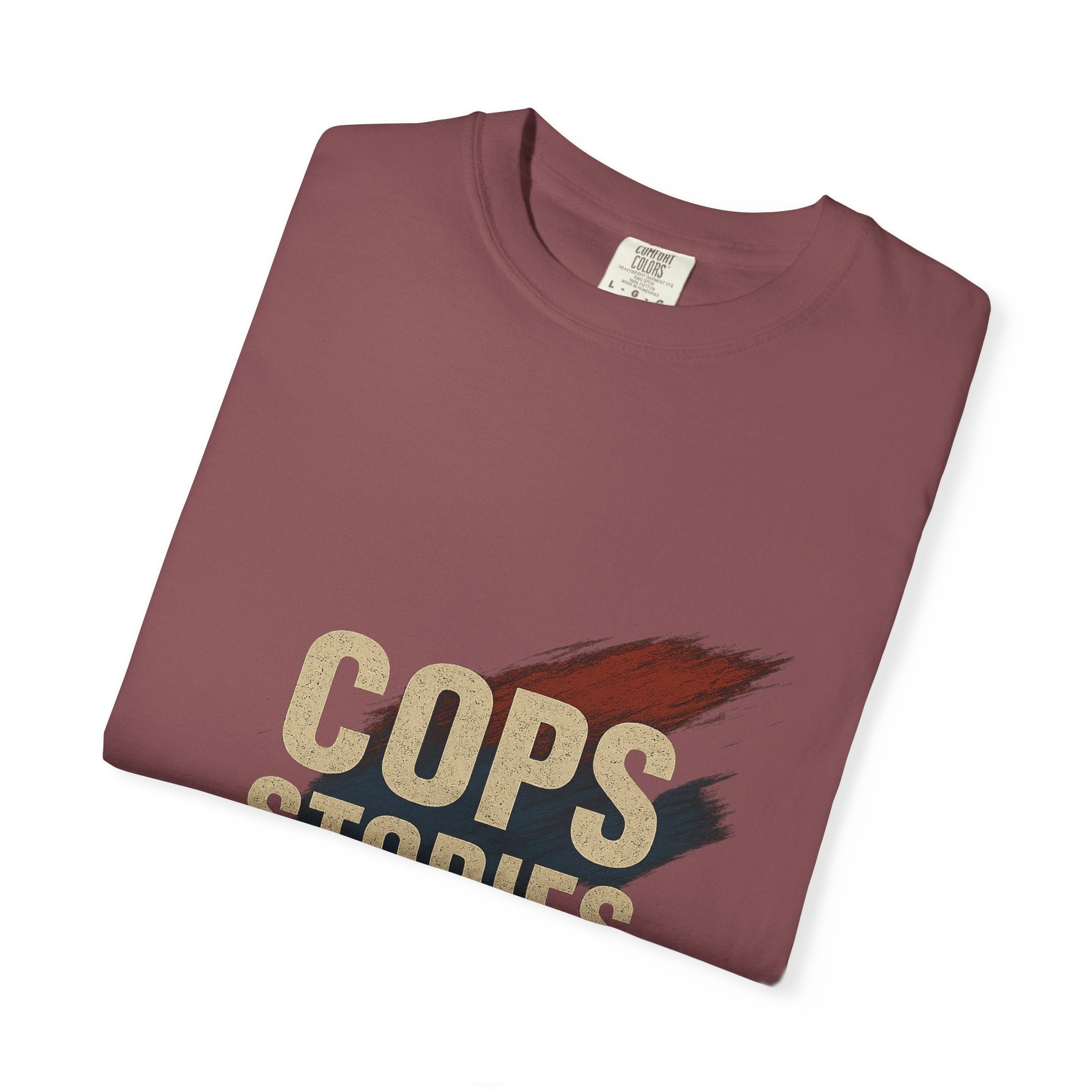 Cops Stories T-shirt | Unisex plaggfärgad T-shirt för polisentusiaster, perfekt för vardagsbruk, presenter, polisuppskattning