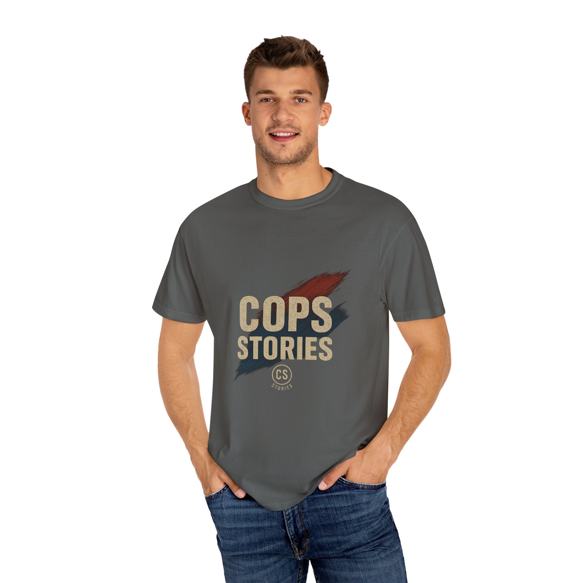 Cops Stories T-shirt | Unisex plaggfärgad T-shirt för polisentusiaster, perfekt för vardagsbruk, presenter, polisuppskattning