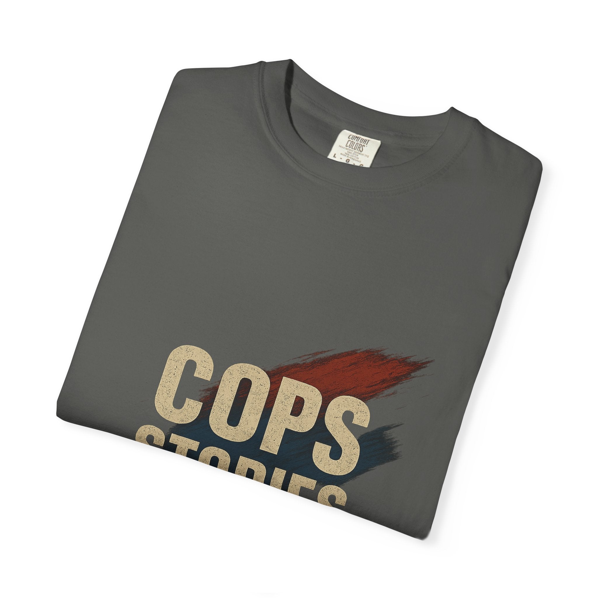 Cops Stories T-shirt | Unisex plaggfärgad T-shirt för polisentusiaster, perfekt för vardagsbruk, presenter, polisuppskattning